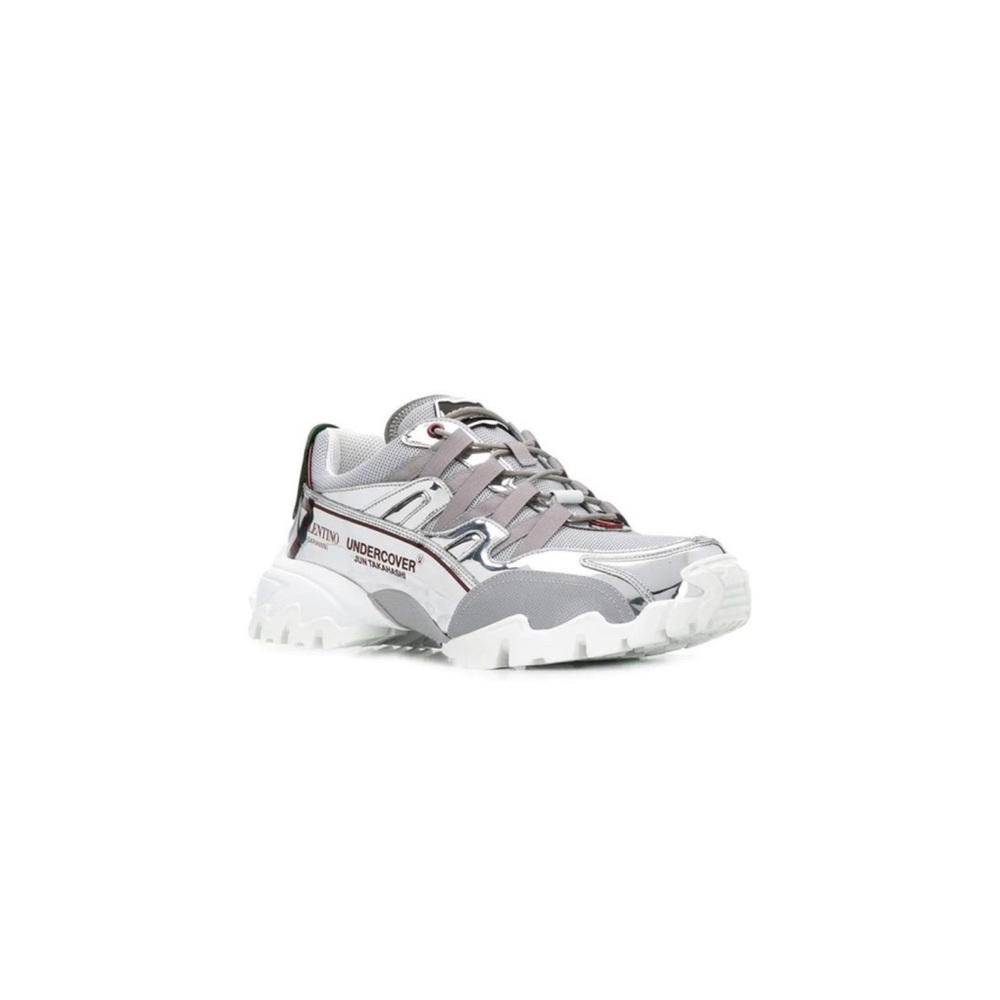 SOLD‼️ Maison Valentino Garavani Climber Sneakers